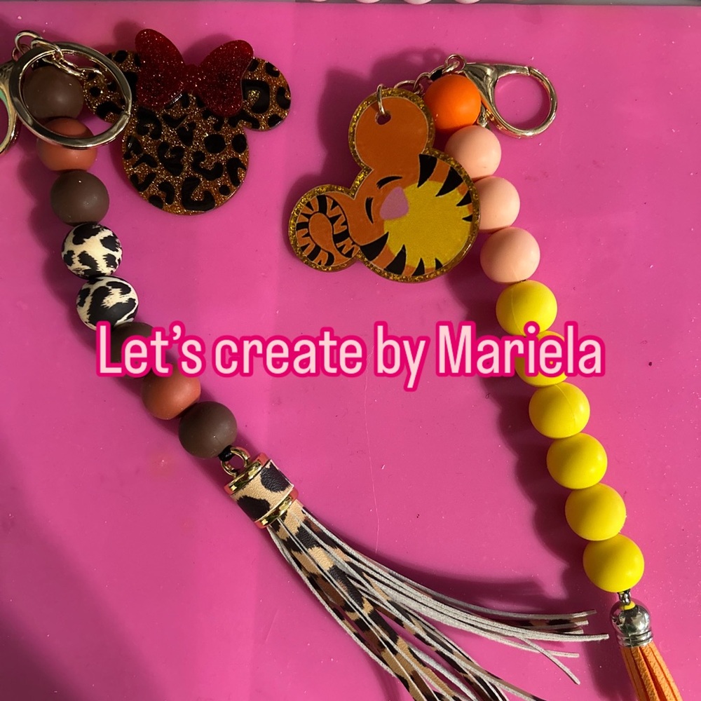 Let's Create By Mariela Keychain Set - image 1